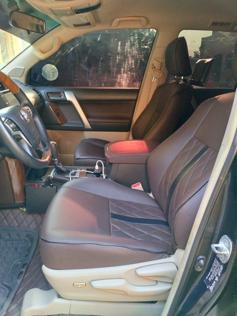 Airport Pickup - TOYOTA PRADO