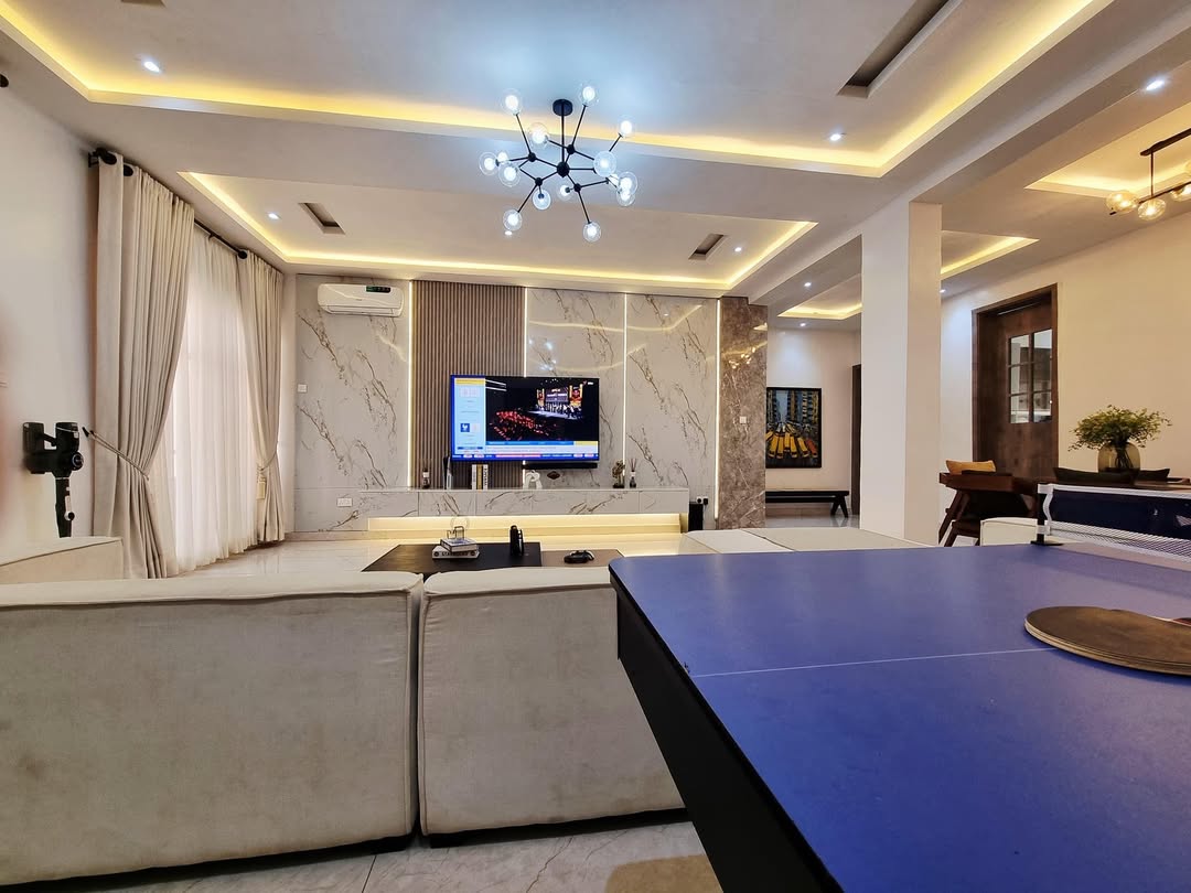 3 Bedroom Luxury Apartment